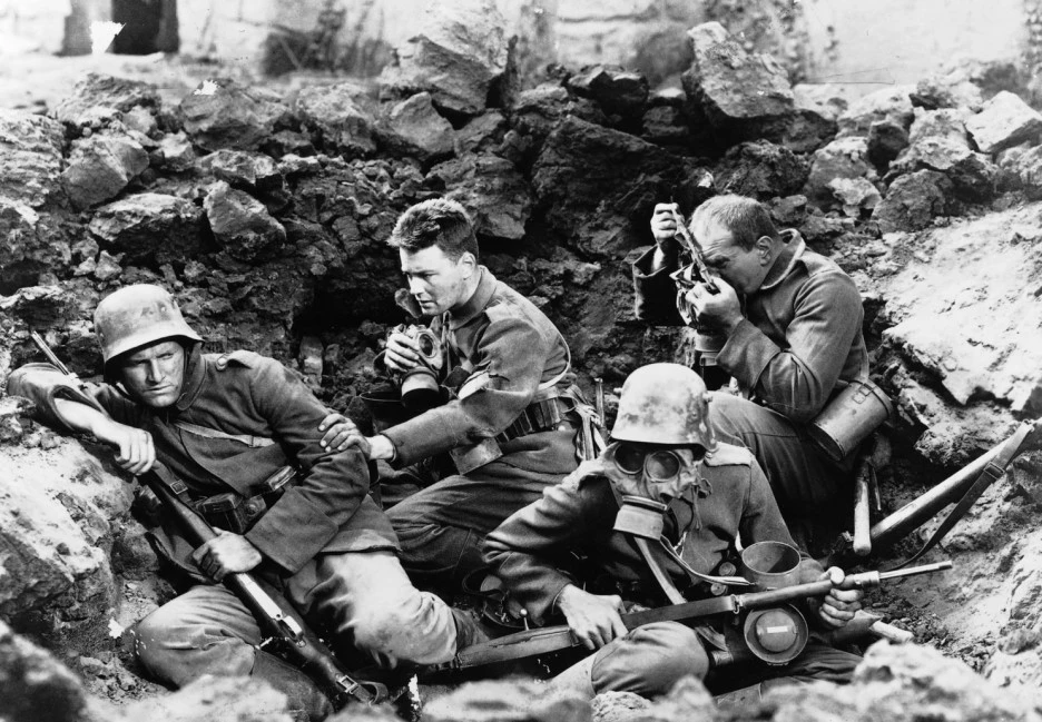 %EF%BB%BFALL_QUIET_ON_THE_WESTERN_FRONT.jpg?type=w1