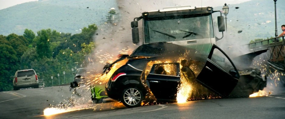 6_Underground_(2019)_1080p_x265_q22_S88_Joy.mkv_20191221_232427.738.jpg?type=w1