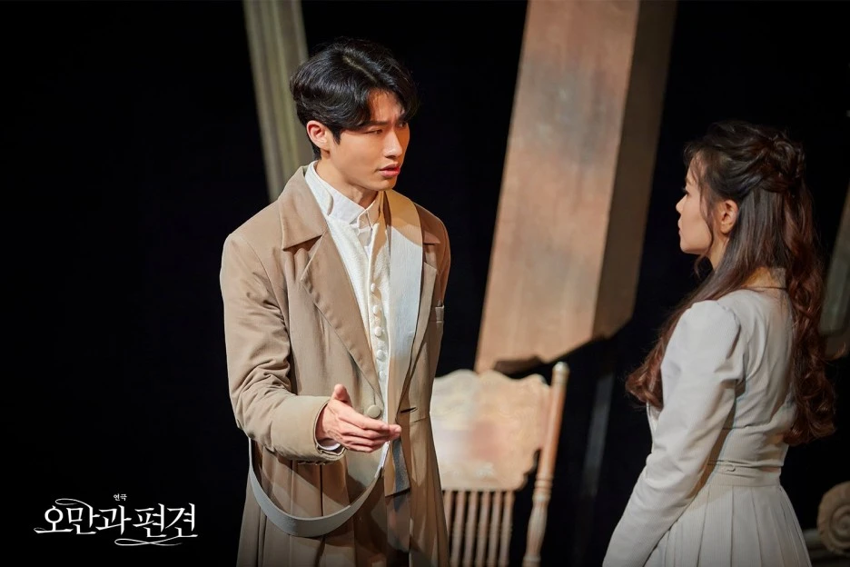 %EC%97%B0%EA%B7%B9_%EC%98%A4%EB%A7%8C%EA%B3%BC_%ED%8E%B8%EA%B2%AC_%EB%A6%AC%EB%B7%B0.jpg?typew1