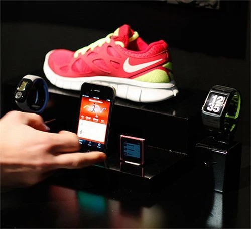 nike-sportwatch-gps-tomtom-03.jpg?type=w1