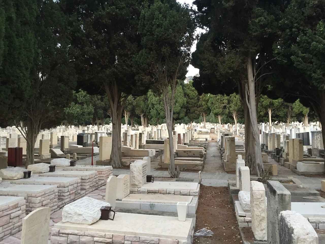 cemetery in Israel _01.JPG
