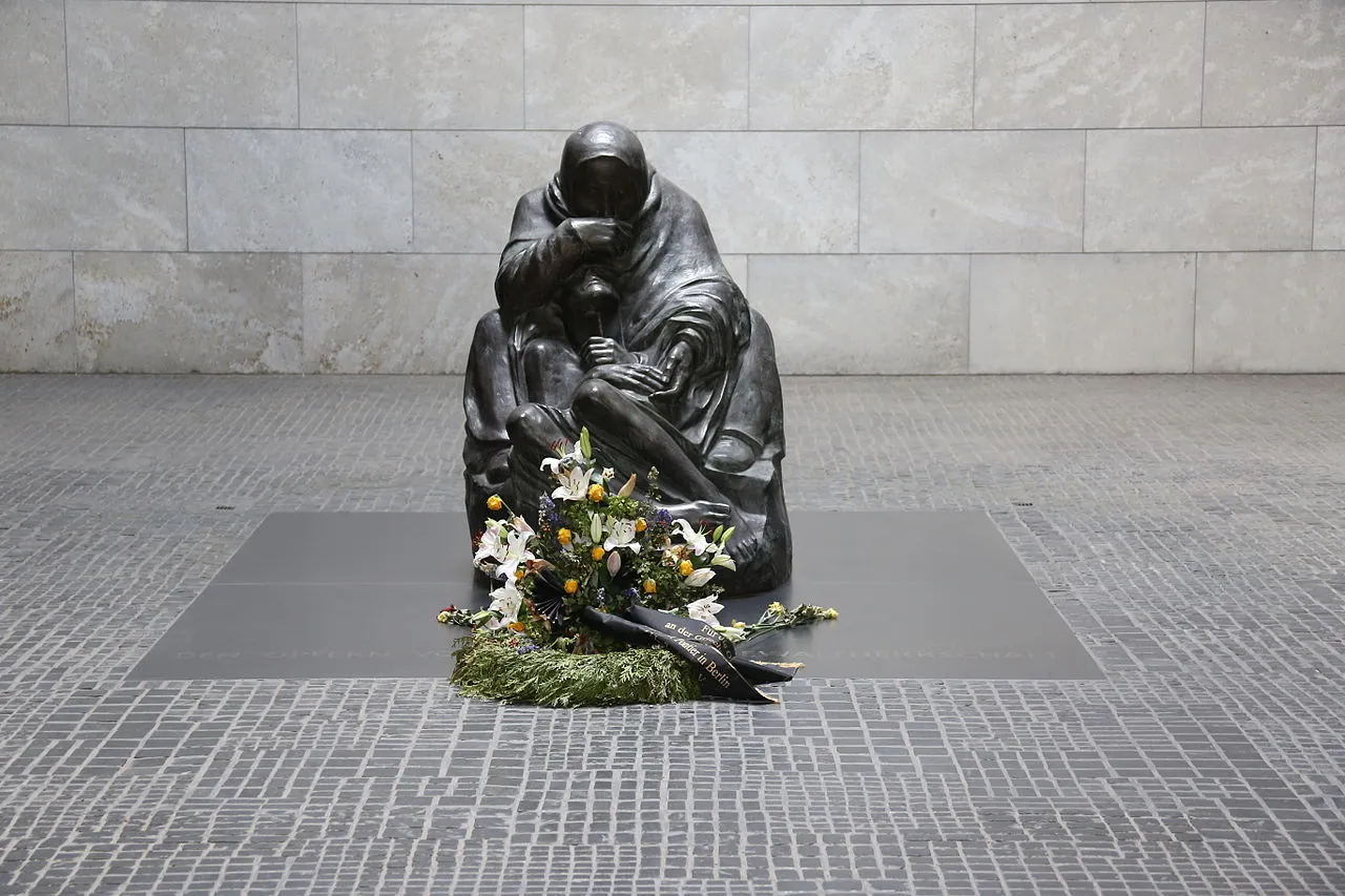 191112 콜비츠 피에타3.JPG