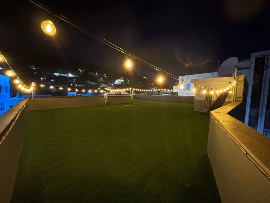 루프독스 테라스 2.jpeg