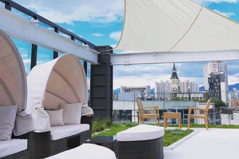 SE-382669b3-617b-4839-bb23-07a2a8a32d55.jpg?type=w1