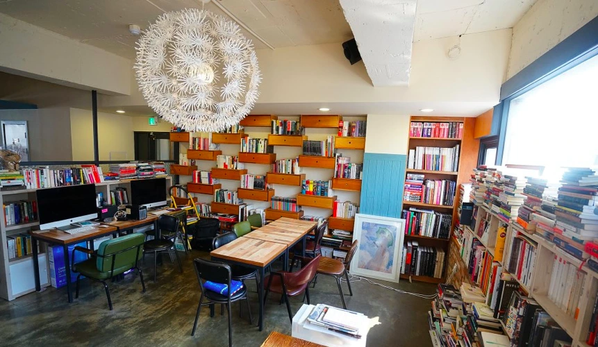 %EB%B6%81%EC%B9%B4%ED%8E%98%ED%8C%8C%EC%98%A42.png?type=w1