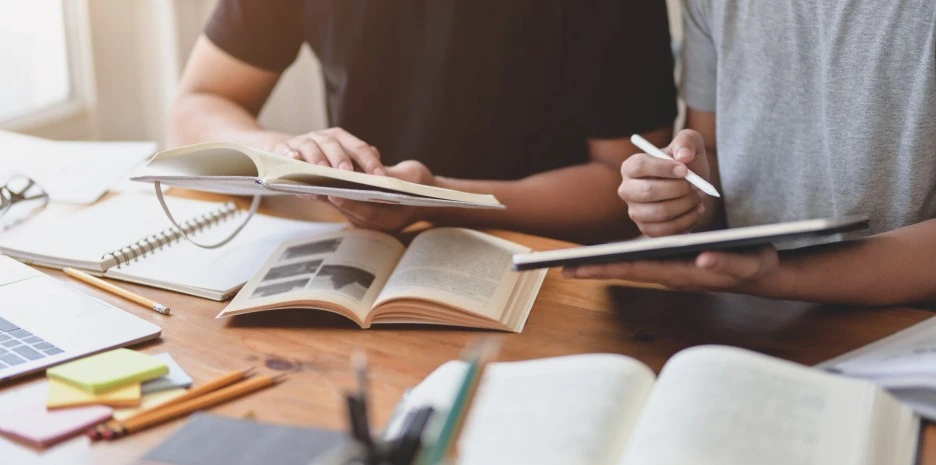 istock_%EC%8A%A4%ED%84%B0%EB%94%94%EB%A3%B8.jpg?type=w1