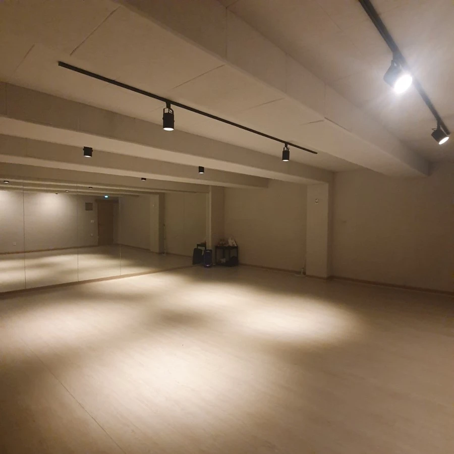 부산 오리진연습실2.jpeg