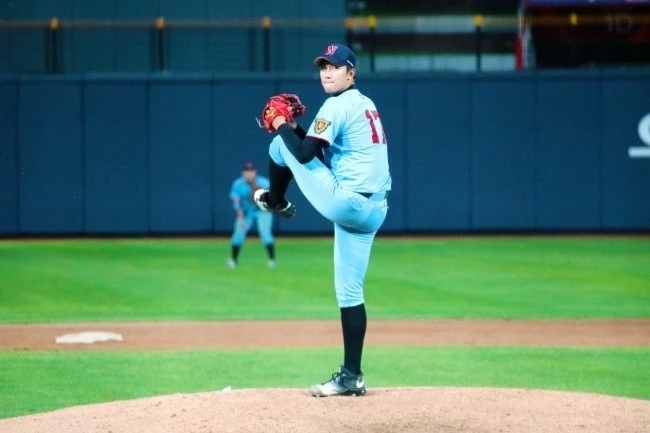 %EC%95%88%EC%9A%B0%EC%A7%84.jpg?type=w773