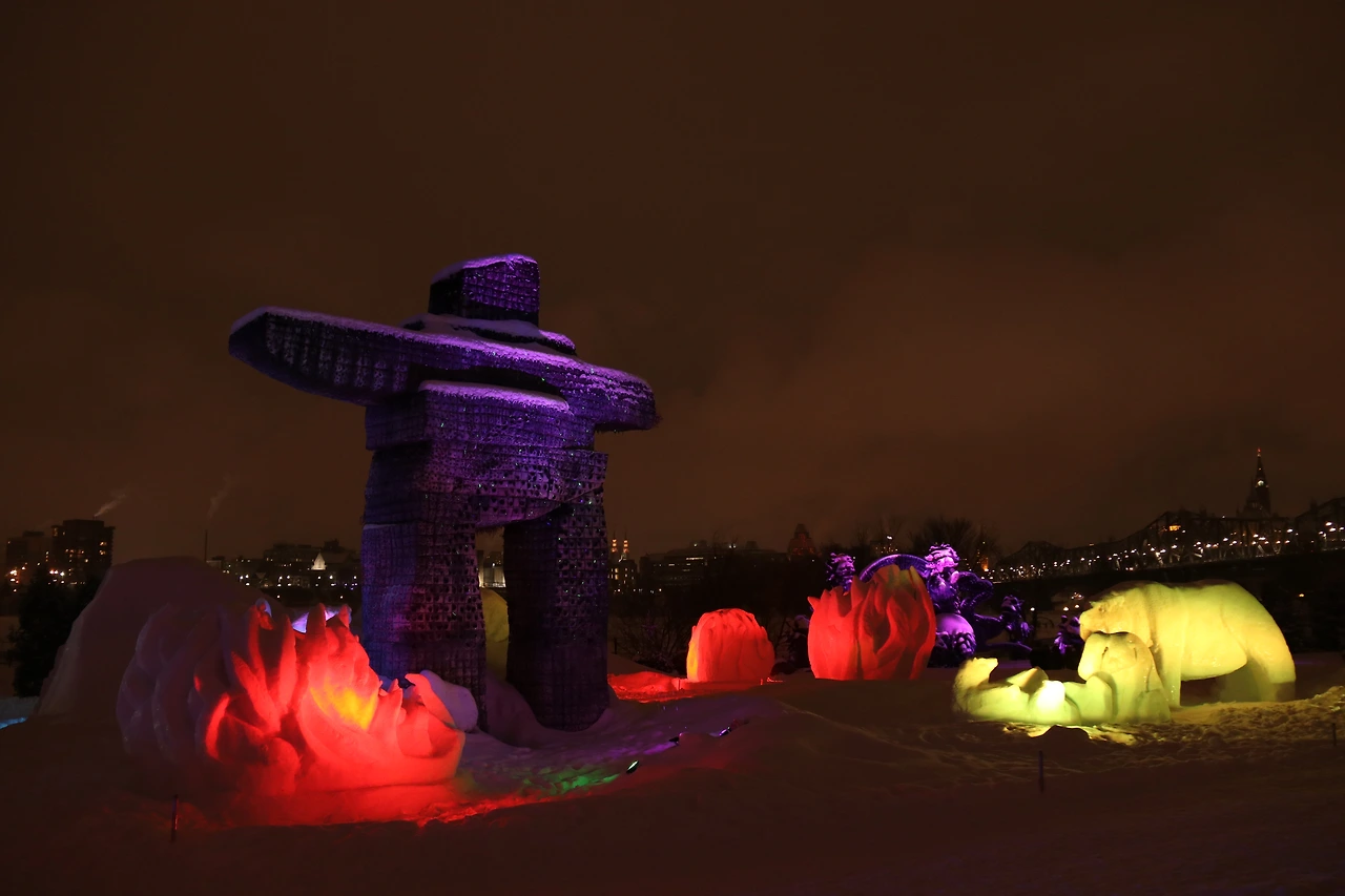 6-Ottawa-Mosaivernales-Legend of the Aurora Borealis.JPG