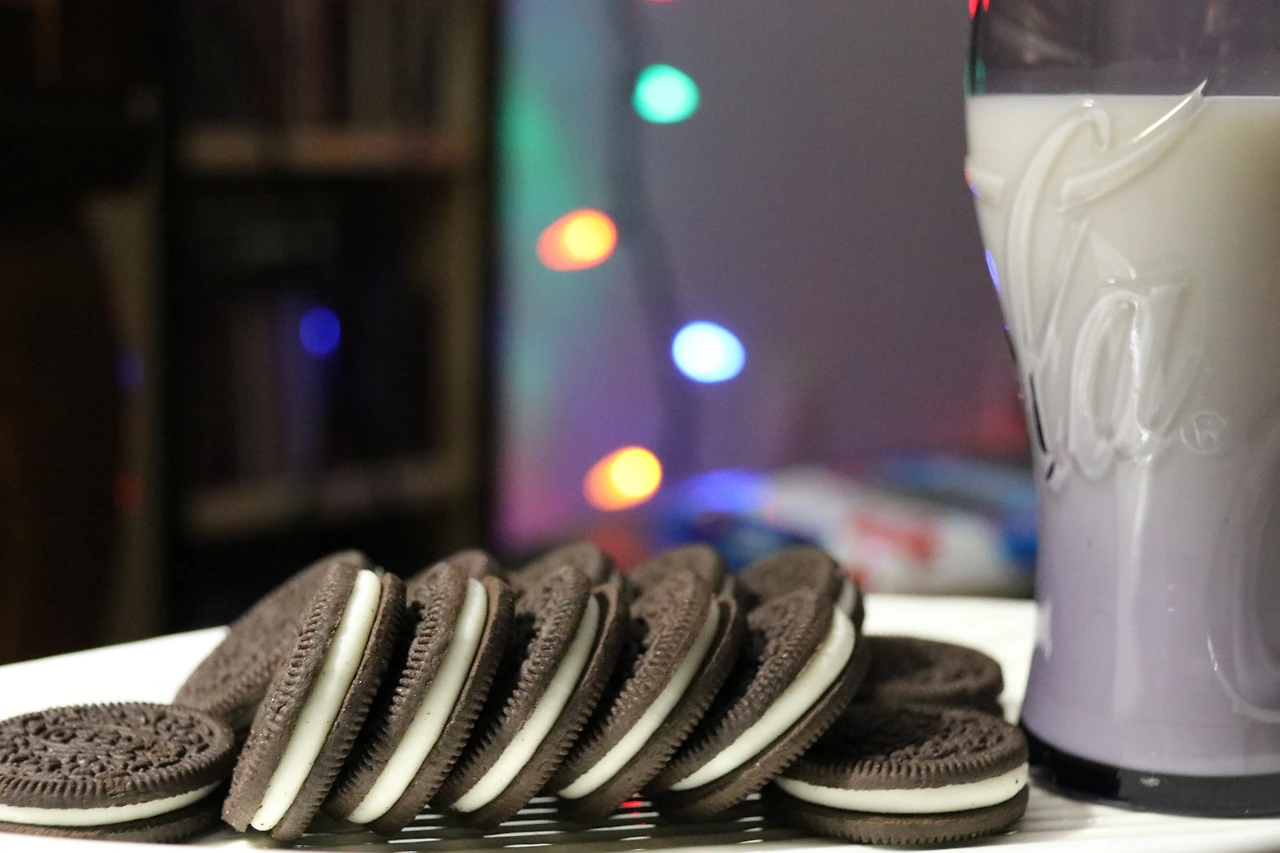 오레오 쿠키와 우유.JPG