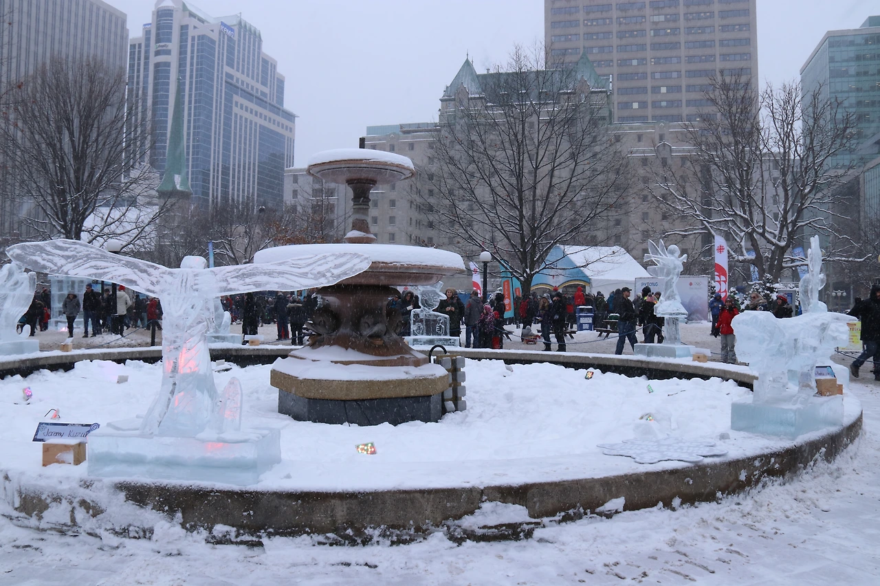 1-Winterlude-Crystal Garden-1.JPG