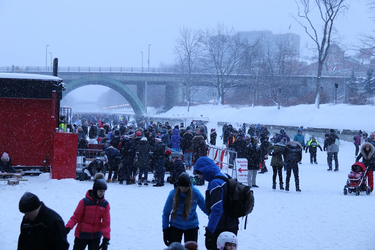 11-Ottawa-Rideau Canal Skateway-4.JPG