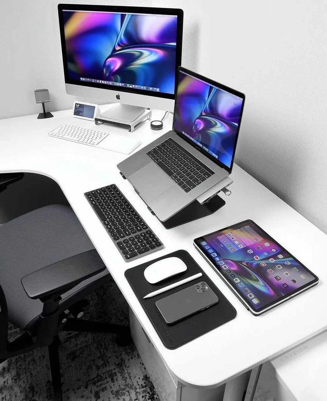 Desk setups with minimal designs to increase your work from home productivity! - Yanko Design.jfif