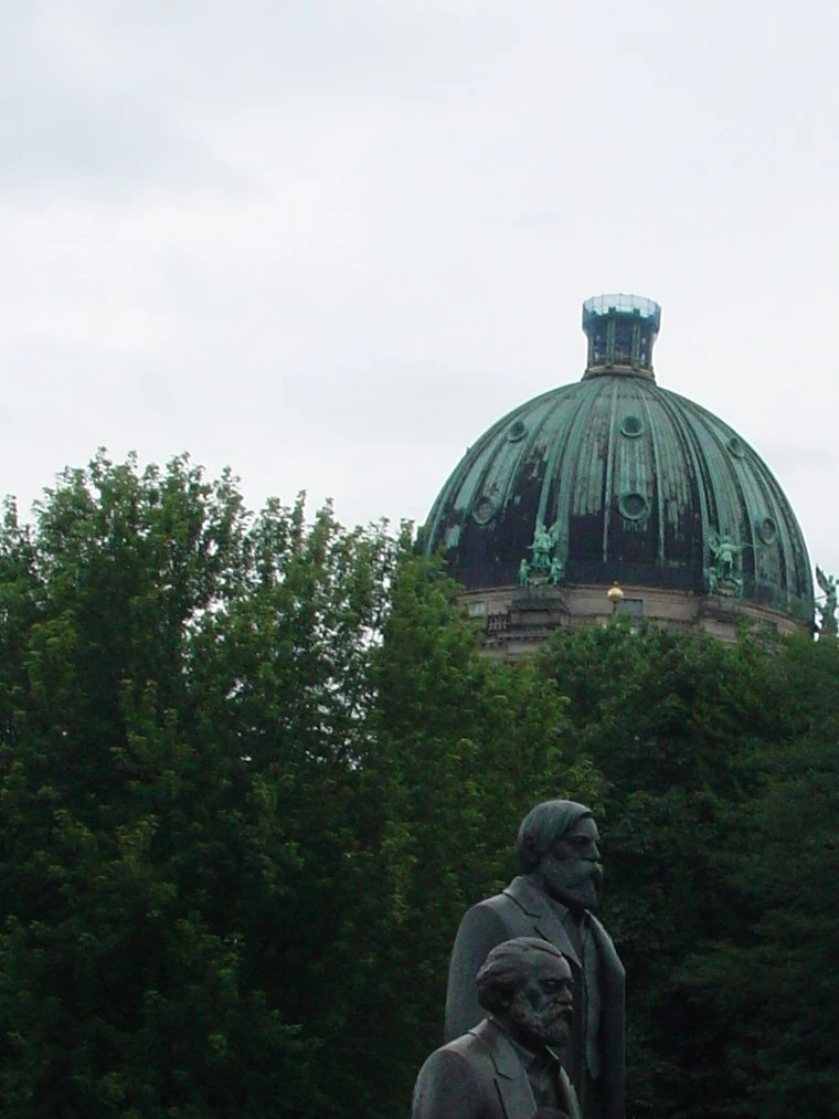 마르크스상 (2).JPG