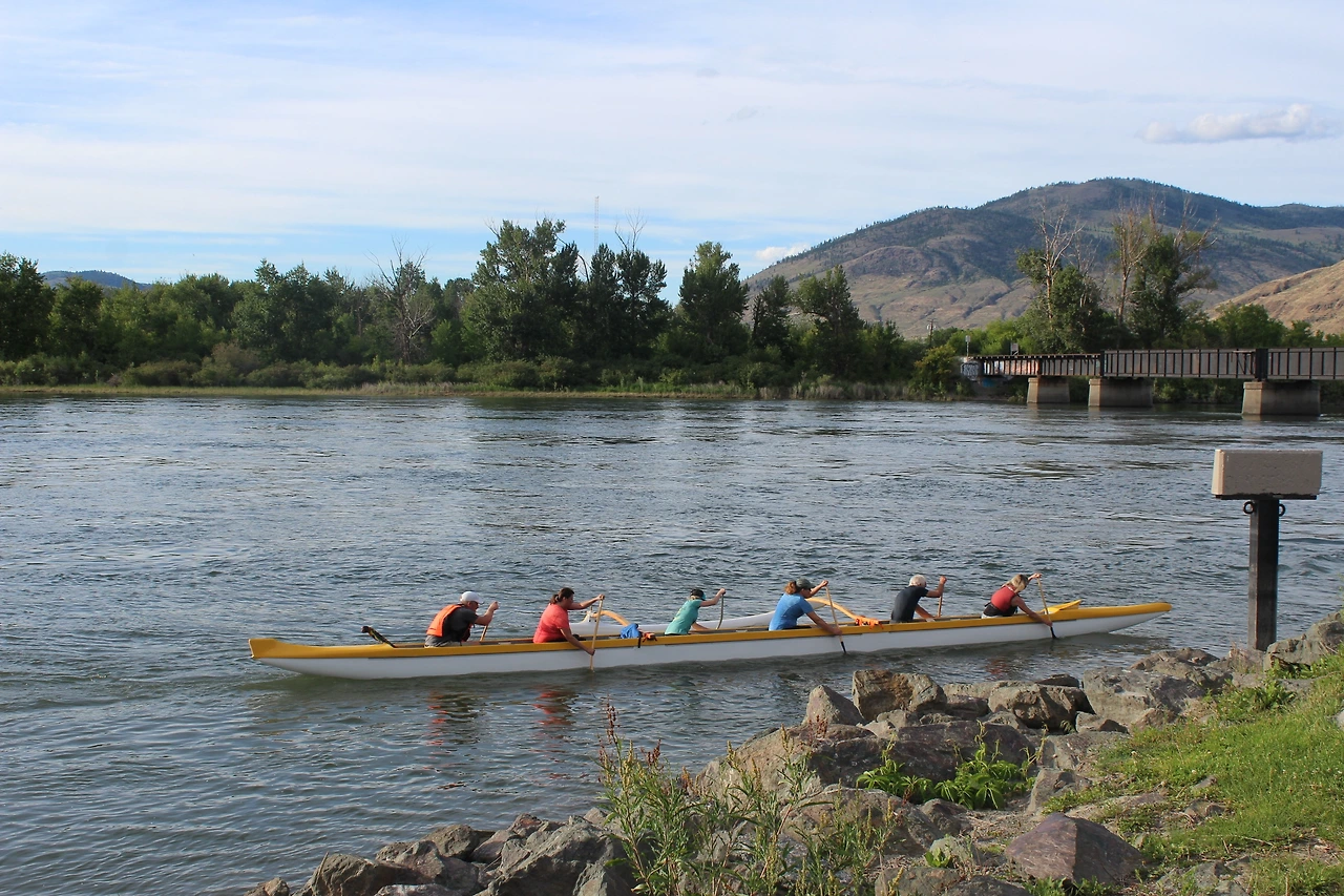 캠루프스 리버사이트파크 강변.JPG