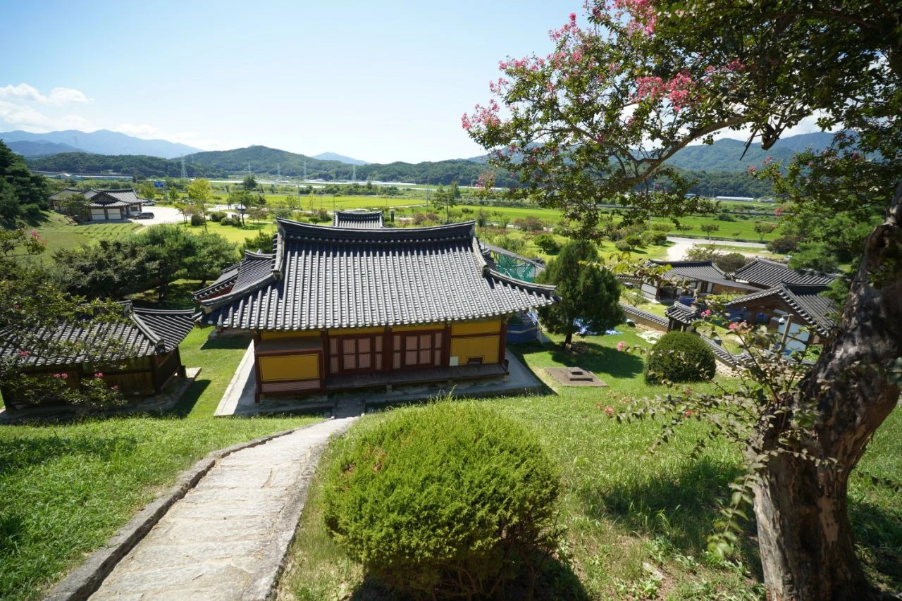 img.jpg?credential=yqXZFxpELC7KVnFOS48ylbz2pIh7yKj8&expires=1756652399&allow_ip=&allow_referer=&signature=sNBsxz5ULMRiEsYs817M%2B1Y5suc%3D