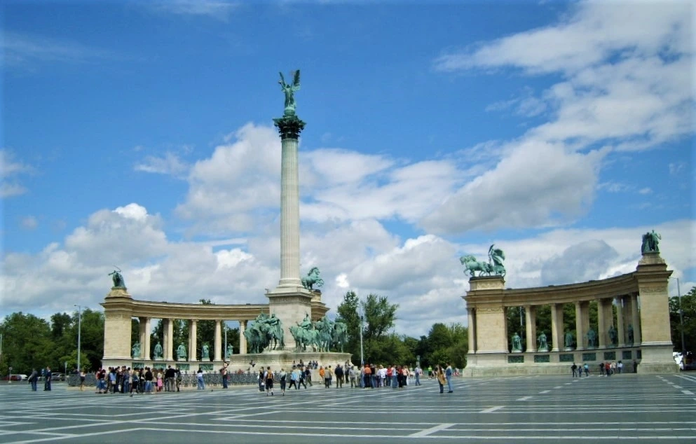 Hero's square.JPG