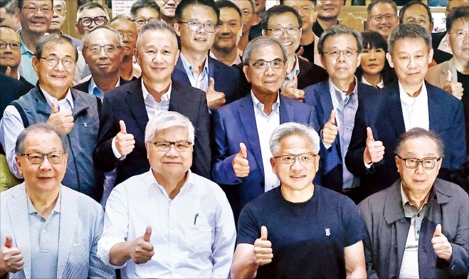 AA.40533565.1.jpg?type=w1