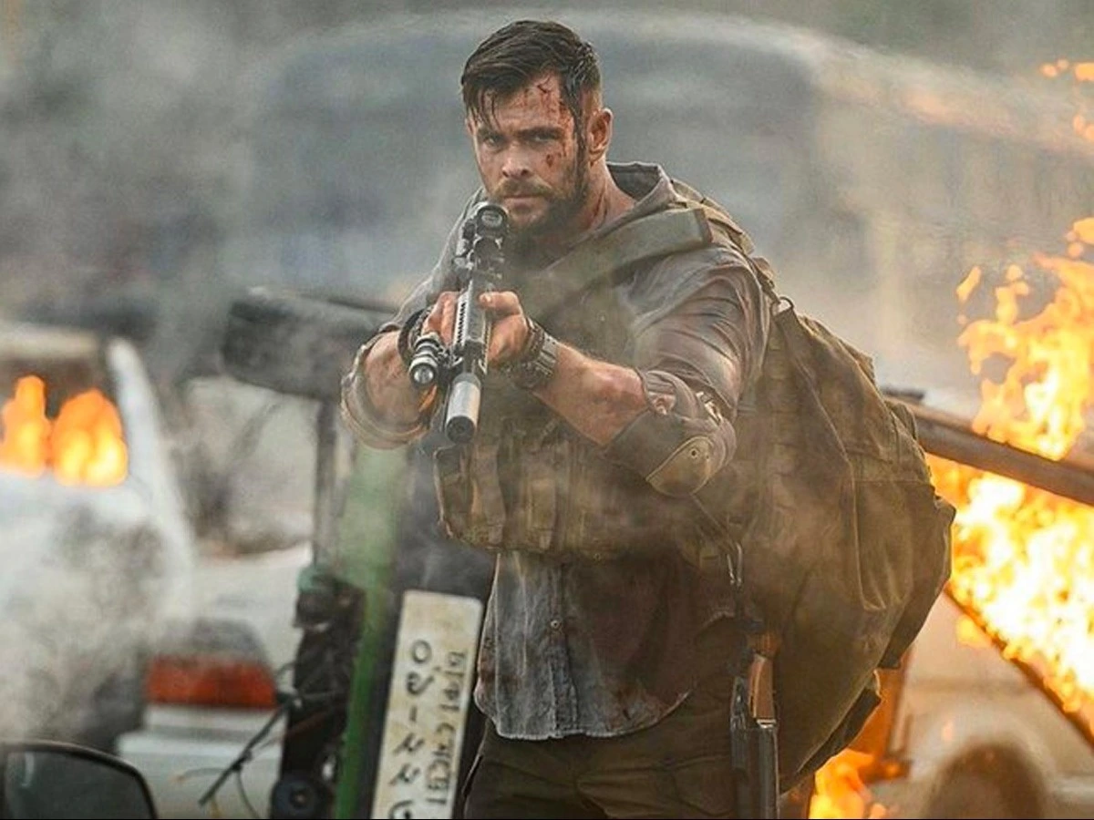 First-Reactions-To-Chris-Hemsworths-Extraction-Are-In-People-Call-It-The-Perfect-Action-Movie-1200x900_5ea2cf5da4733_1200x900.jpeg