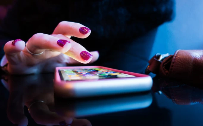 %EC%8A%A4%EB%A7%88%ED%8A%B8%ED%8F%B0_%EC%A4%91%EB%8F%85_%EB%AC%B8%EC%A0%9C%EC%A0%90,_%EC%8A%A4%EB%A7%88%ED%8A%B8%ED%8F%B0_%EC%A4%91%EB%8F%85_%EC%9B%90%EC%9D%B8,_%ED%95%B8%EB%93%9C%ED%8F%B0_%EC%A4%91%EB%8F%85.png?type=w1