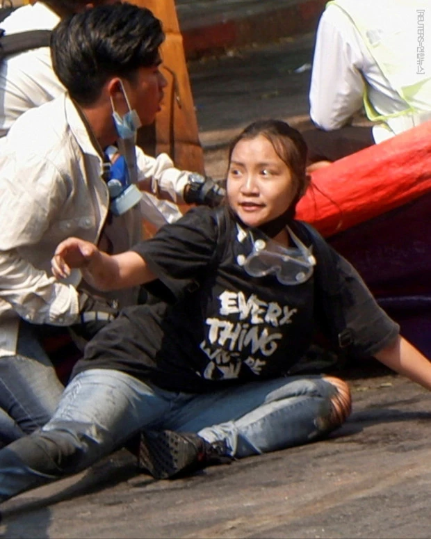 ?fname=http%3A%2F%2Ft1.daumcdn.net%2Fbrunch%2Fservice%2Fuser%2F7PBF%2Fimage%2FyJl5F1ShMTwgJsiVsOW4YAcFfJM.jfif