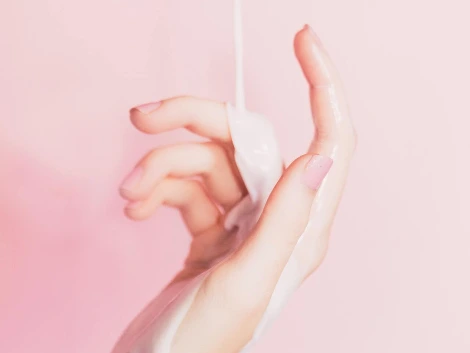 photo-1498843053639-170ff2122f35?ixlib=rb-1.2.1&amp;ixid=MXwxMjA3fDB8MHxzZWFyY2h8MXx8Y3JlYW18ZW58MHx8MHw%3D&amp;w=1000&amp;q=80