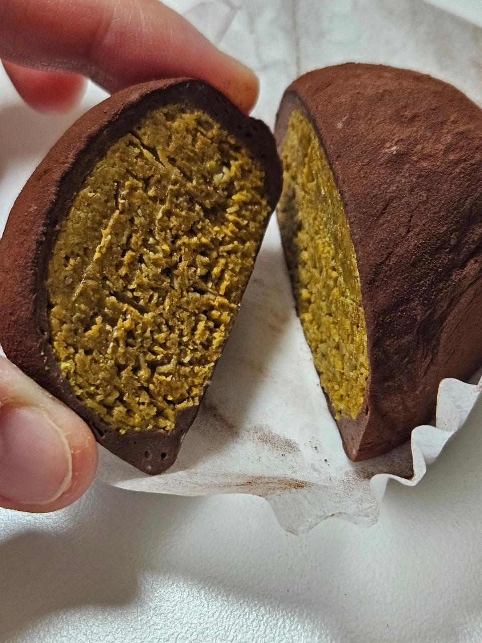 디스이즈모름.jfif