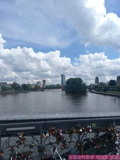 SE-a27b9429-e825-433f-931c-4a8459d4cc3f.jpg?type=w386