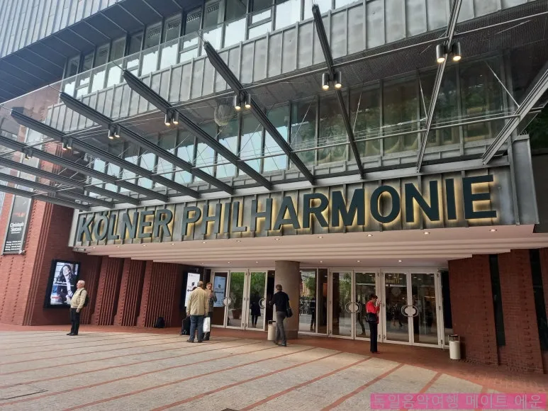 SE-5b414460-1461-42d9-9a6f-131a181dcc5d.jpg?type=w773