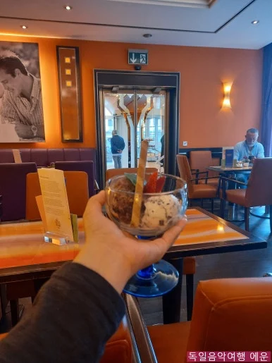 SE-93b9bb4c-4012-46ba-b9cf-d18ef2579125.jpg?type=w386