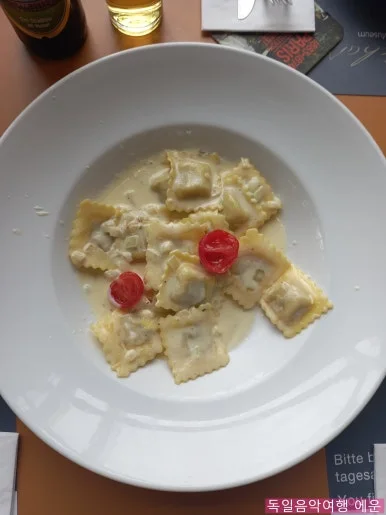 SE-a6ec5782-1af4-4d44-a2e3-26e5fee9bba5.jpg?type=w386