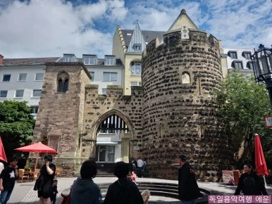 SE-da81e130-7f5a-44ca-82e3-876c4de9731f.jpg?type=w386