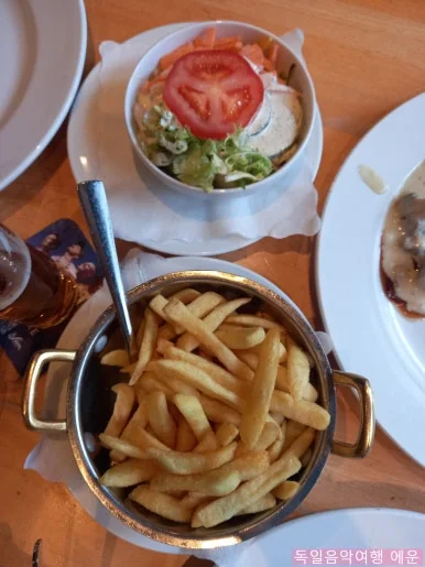 SE-5ee0ca5c-4def-4bf1-b761-92f8012bbc3f.jpg?type=w386