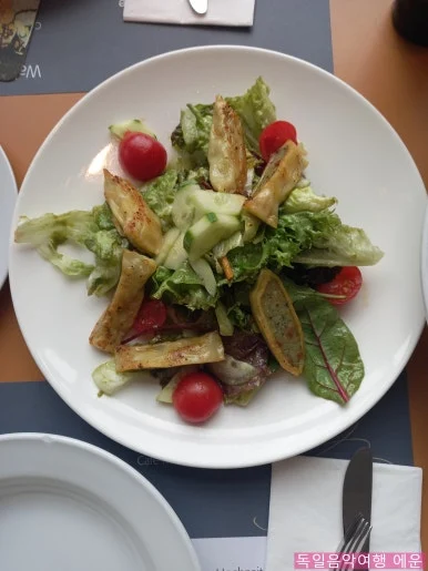 SE-51f5d4e7-27fc-47b7-96ce-d2b2158cd819.jpg?type=w386