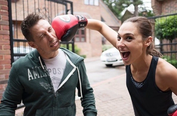 215B424D592FF9291FF526