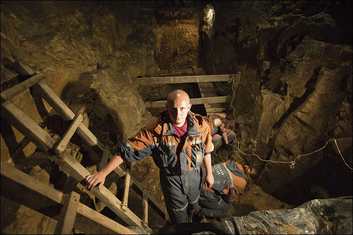 246F253A59636BD7094211