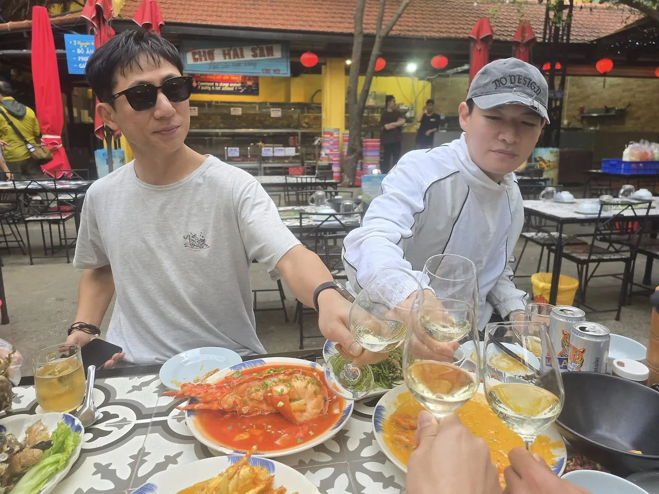 592805908_25465693346398075_1838618683862661330_n.jpg?stp=cp6_dst-jpegr_tt6&_nc_cat=108&ccb=1-7&_nc_sid=833d8c&_nc_ohc=fok7z4EpBGEQ7kNvwFRnR0w&_nc_oc=AdlyaFcdSb0dwNUUB-Jr35RfQjdHuqsq7FDIc1OQAMsgOdlJ9nx1NeAMb7BmAkdN78A&_nc_zt=23&se=-1&_nc_ht=scontent-ssn1-1.xx&_nc_gid=cJWWEmLNrWMElxArJ2MGOA&oh=00_Afmq6Q8n3e1UHoN7_c-AY9bINXE0kUEWZznnSBw0eRKy0g&oe=6937C7DC