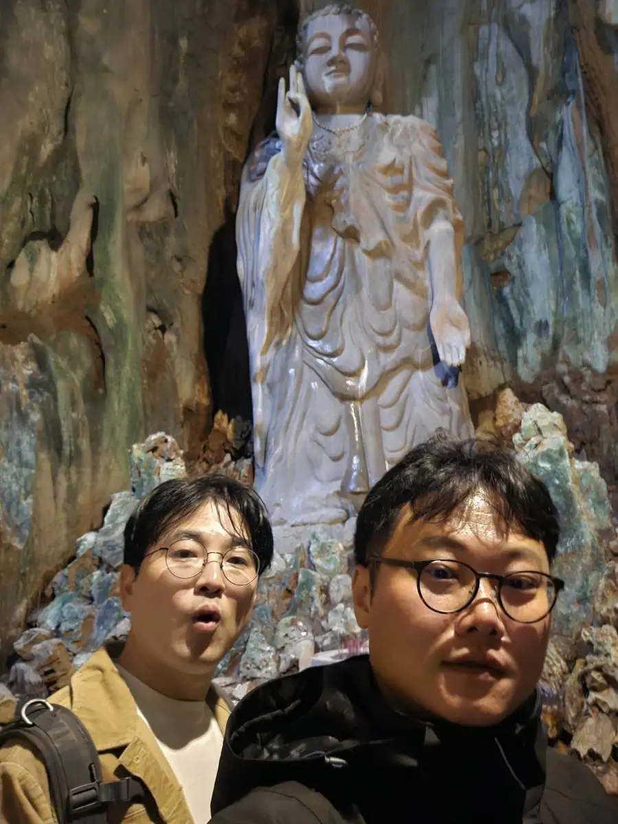 591402077_25466909362943140_5978528983181508212_n.jpg?stp=cp6_dst-jpg_tt6&_nc_cat=107&ccb=1-7&_nc_sid=833d8c&_nc_ohc=htNNC1MTO0MQ7kNvwFoksvn&_nc_oc=AdkrirL1ZPnP25tcgoiu4486Uw-_GGhtPV3W--6-F68qSp8u56-w42VXOdPiYNJqH3c&_nc_zt=23&_nc_ht=scontent-ssn1-1.xx&_nc_gid=XsMBYK5tOPwD6jymYedx7A&oh=00_AfmXM1ztlQ6r2Uac3FBZlfdm4DlgFSKonZpMIoyf-1hCfw&oe=6937B143