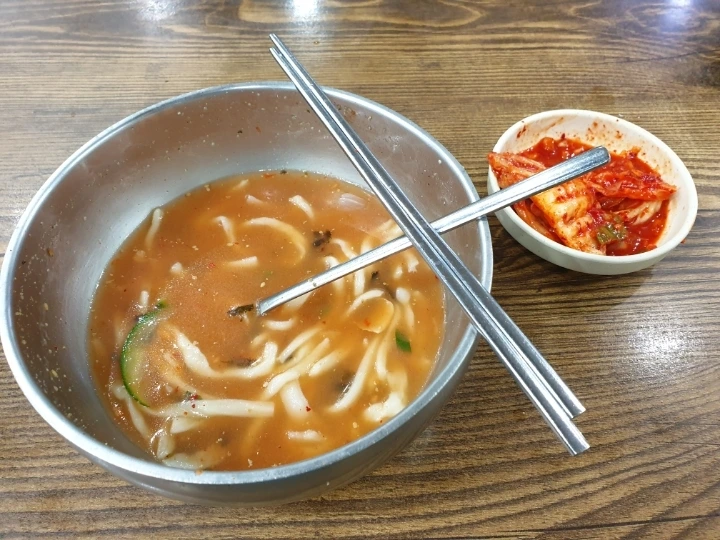 24a1fb8bf2978a39832933ae0a25ae8a11784725