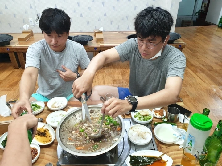 aec3752e311dda048d0a04c8bb7642c77b8817f0