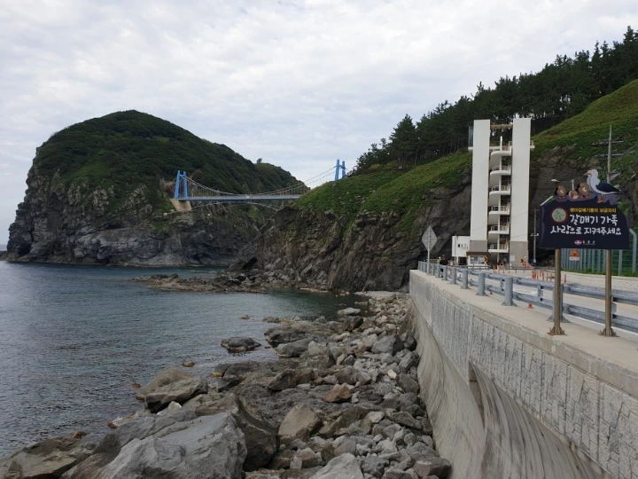 e42d6240ac4bba314ccf4332f5b8a0a63d60e99a