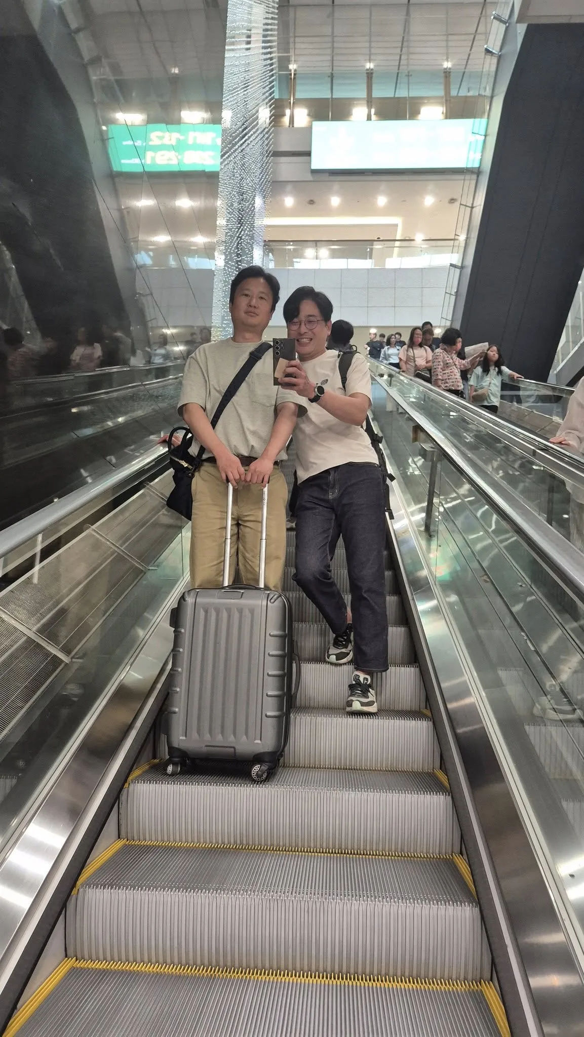 505893809_24006297632337661_6531495993922587453_n.jpg?stp=cp6_dst-jpegr_tt6&_nc_cat=100&ccb=1-7&_nc_sid=833d8c&_nc_ohc=P6iplvti75YQ7kNvwHTgnGK&_nc_oc=Adm3kn5okd6Ha6Clola5PZ-X8IZxF-LADX2RtqLJjRxkJrrzTXDJudJTpr_P51IPhpo&_nc_zt=23&se=-1&_nc_ht=scontent-ssn1-1.xx&_nc_gid=u3zbBtUbFa0DynSe8rPmmg&oh=00_AfNsnRQngyV2uWQnDEFb6_FP5V9dt1wsPlWxCEwSvTtTfA&oe=68561328