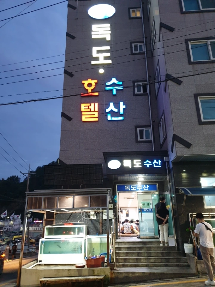 cf7af7ab40b5a9f53cc362c8fe7d6a0cfe9fcc22