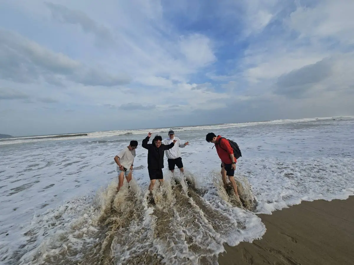 589589575_25465461429754600_8873418414815901531_n.jpg?stp=cp6_dst-jpg_tt6&_nc_cat=102&ccb=1-7&_nc_sid=833d8c&_nc_ohc=-vdO4whvxjEQ7kNvwExteN3&_nc_oc=AdmJ1dEtkG85rHQ8wOnoU9eP0sKuN7jW36eBq7MB3GLHzOWeKn1qv_gEpp872qHPOMU&_nc_zt=23&_nc_ht=scontent-ssn1-1.xx&_nc_gid=BkwVeC-K5UXDW5MmKrxJpQ&oh=00_Afl446dRZe-tXvZNY0YDVAo78IN1-eFac48bVxLvzbUvXA&oe=6937D437