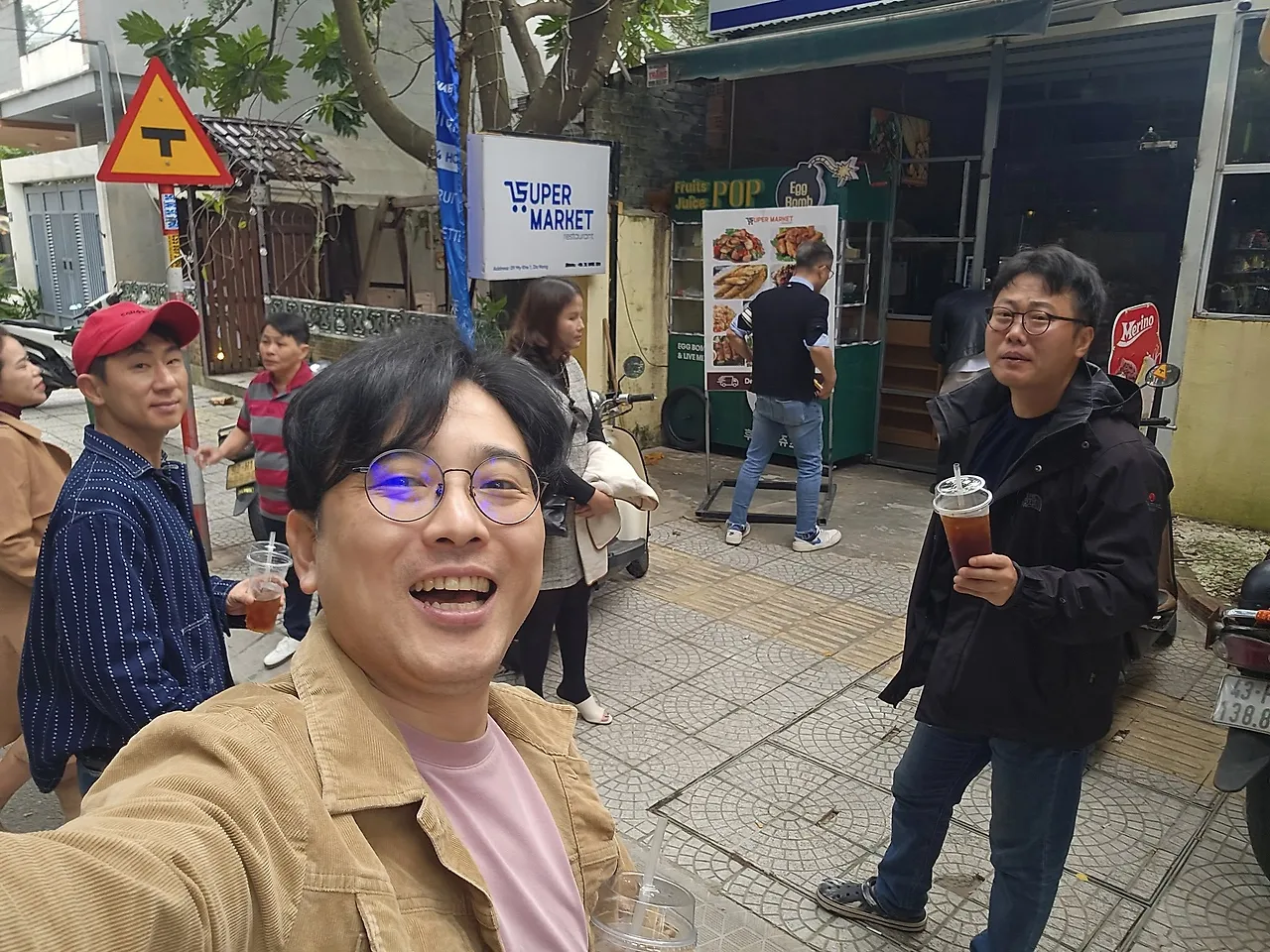 592529238_25489632007337542_7649375798888456404_n.jpg?stp=cp6_dst-jpegr_tt6&_nc_cat=109&ccb=1-7&_nc_sid=833d8c&_nc_ohc=GYhiDnwAXCoQ7kNvwHRRh08&_nc_oc=AdnWO4N5IDEtIxJrUbLn4835ndv830zpYUMQPk8xlYHiUB8NkjdwNL3TBjQTxsWZI3o&_nc_zt=23&se=-1&_nc_ht=scontent-ssn1-1.xx&_nc_gid=YDePJS5Qop0RnbaACvQgFA&oh=00_Afl-Tno5ZiXK9LHynr86smRDryEcZaQmHTkcJU0mC34m8A&oe=6937CB0C