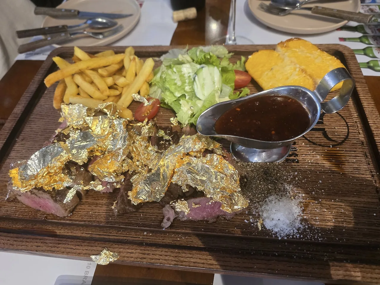 591496648_25466993002934776_507172250267773927_n.jpg?stp=cp6_dst-jpegr_tt6&_nc_cat=108&ccb=1-7&_nc_sid=833d8c&_nc_ohc=XIJDAyyOEU4Q7kNvwGpTwiz&_nc_oc=AdmxenDk4CDttOBtFq-pf8k4sRHQDYV3mN47nXIwzOLLdkjGwKczHRyJ4ILsGC3H-0o&_nc_zt=23&se=-1&_nc_ht=scontent-ssn1-1.xx&_nc_gid=n-wb5eIEolBnMY_qZxB6SQ&oh=00_AfnVbZnYvIN6tLr051U47qslA7NAmb7nuoF-hJHFumIhZQ&oe=6937E05F