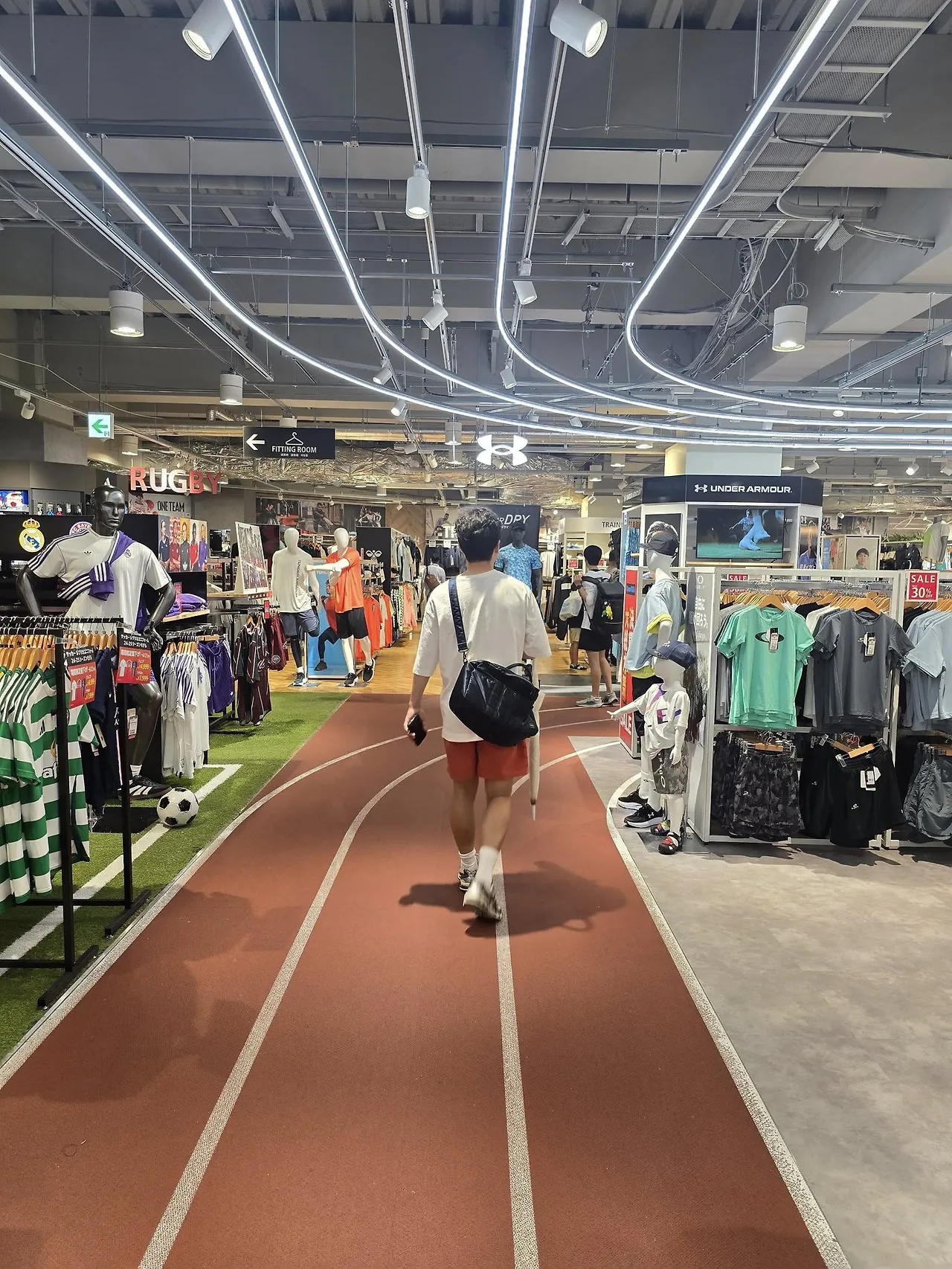 505888453_24014284834872274_1480216014425357303_n.jpg?stp=cp6_dst-jpegr_tt6&_nc_cat=103&ccb=1-7&_nc_sid=833d8c&_nc_ohc=0BTNoAHmnzkQ7kNvwHbMqJu&_nc_oc=AdlYHAYekunWkecUOSD65RSJmjG_6RCVuH31bIFn8eXOJp1mQtxpuW0XBrO6fpcvc_Y&_nc_zt=23&se=-1&_nc_ht=scontent-ssn1-1.xx&_nc_gid=7wzgi7t6PlLhodd0SD5LzA&oh=00_AfM9yI07NxmxHIbHtlFhLHLxi_J8gNi9gGDEH6s1tn3QnQ&oe=6855E319