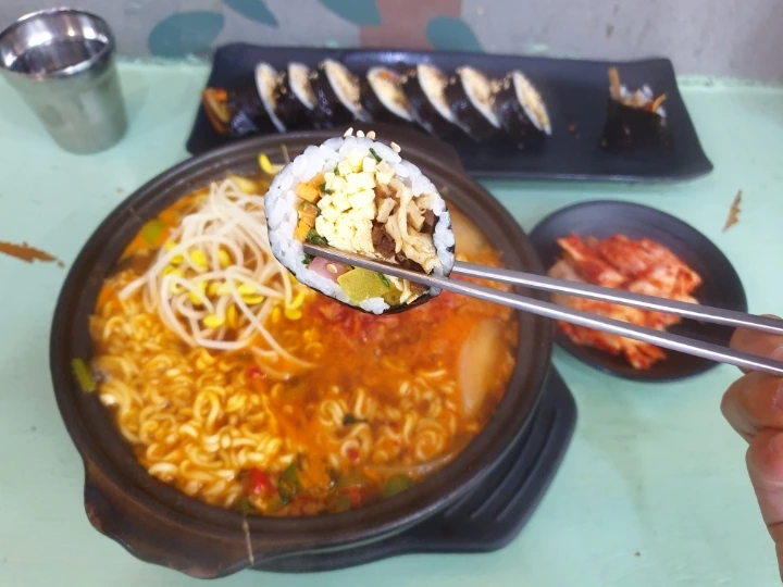 34856c671683dc2332f29702ba7bb4a9d9d02384