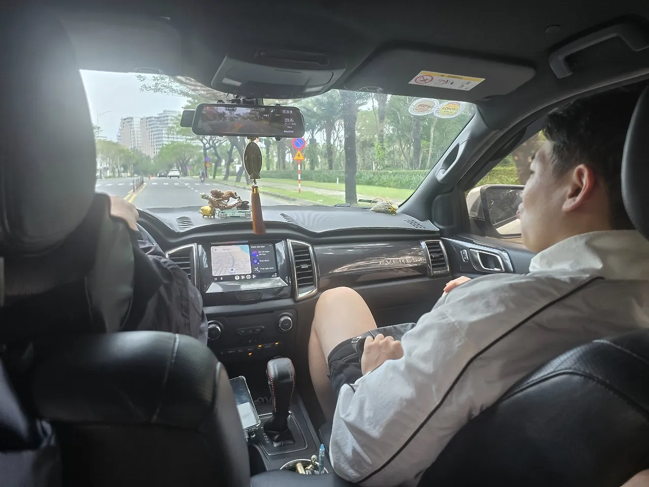 589949792_25465564399744303_6078009913440040408_n.jpg?stp=cp6_dst-jpegr_tt6&_nc_cat=111&ccb=1-7&_nc_sid=833d8c&_nc_ohc=b2qadxwywzIQ7kNvwE1qG6S&_nc_oc=AdnBuZ7xiyw6b5uiNX4fhLuVDNne6vh9zZQAoRwXGN3DUep98kN8XVkTU78Wujpgvd8&_nc_zt=23&se=-1&_nc_ht=scontent-ssn1-1.xx&_nc_gid=c6TDDmnww_YbNesjUS9aJA&oh=00_AfmnTRIoQ8OO1d7-du-ij3DoDVXNRxlNTMjt2GssLxib7A&oe=6937D535