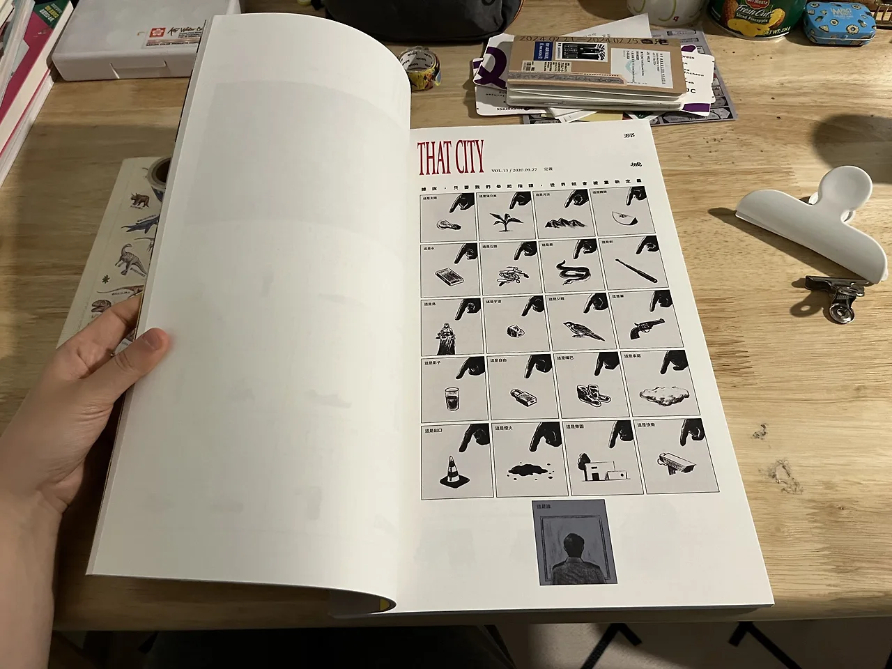 GHRIyAzbwAA9FZA?format=jpg&name=large